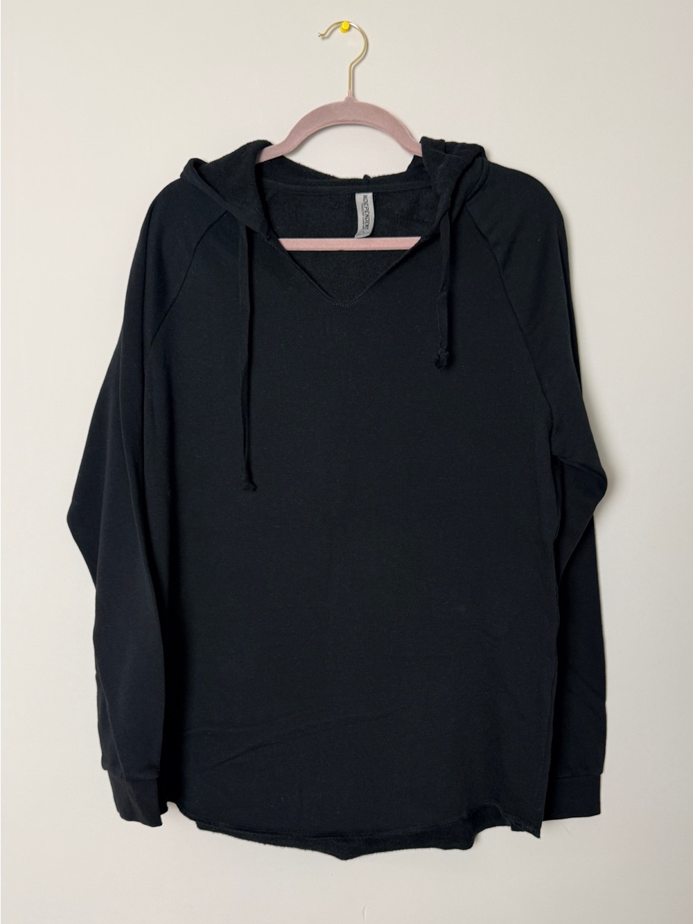 Independent Trading Co Women’s Raglan Sleeve Hoodie